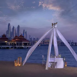 Apartment Royal Amwaj Residences, The Palm, Free Beach And Pool Access, Dubai